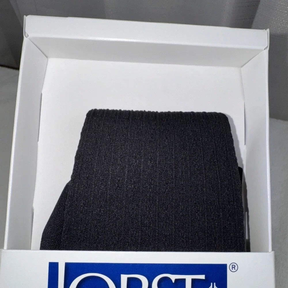 Jobst Sosoft Large Black Knee CT 8 - 15 mmHg Support Compression Socks Brocade